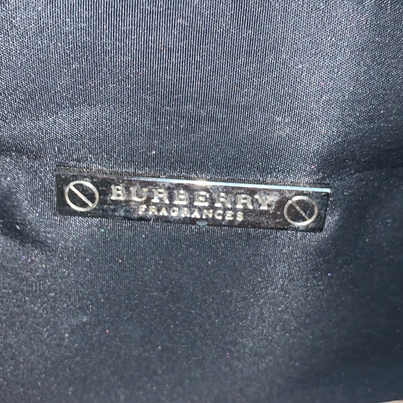 BURBERRY Final Markdown!! BURBERRY black patent Cosmetic Case - Picture 2 of 8